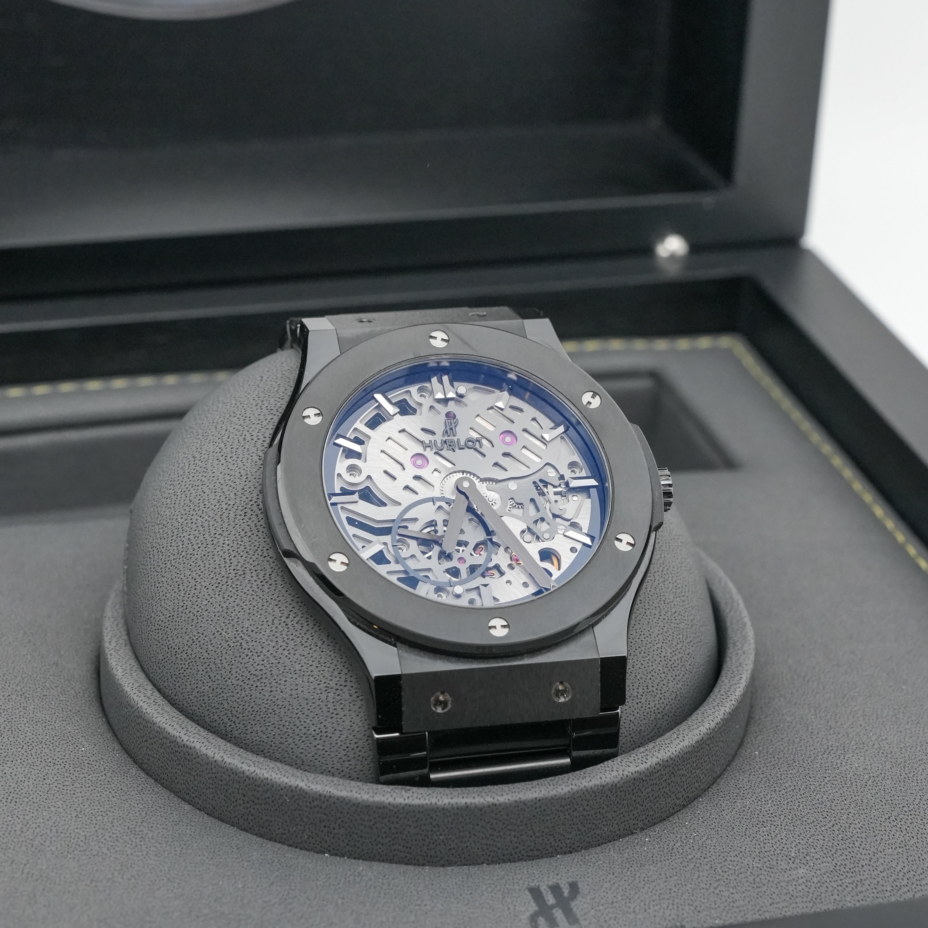 HUBLOT